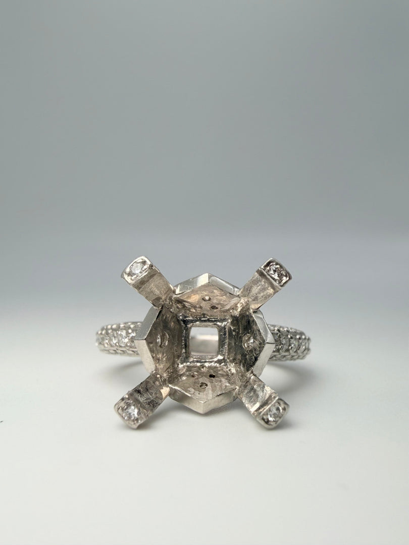 Platinum Tiffany&Co Inspired Ring Mounting With 104 Diamonds