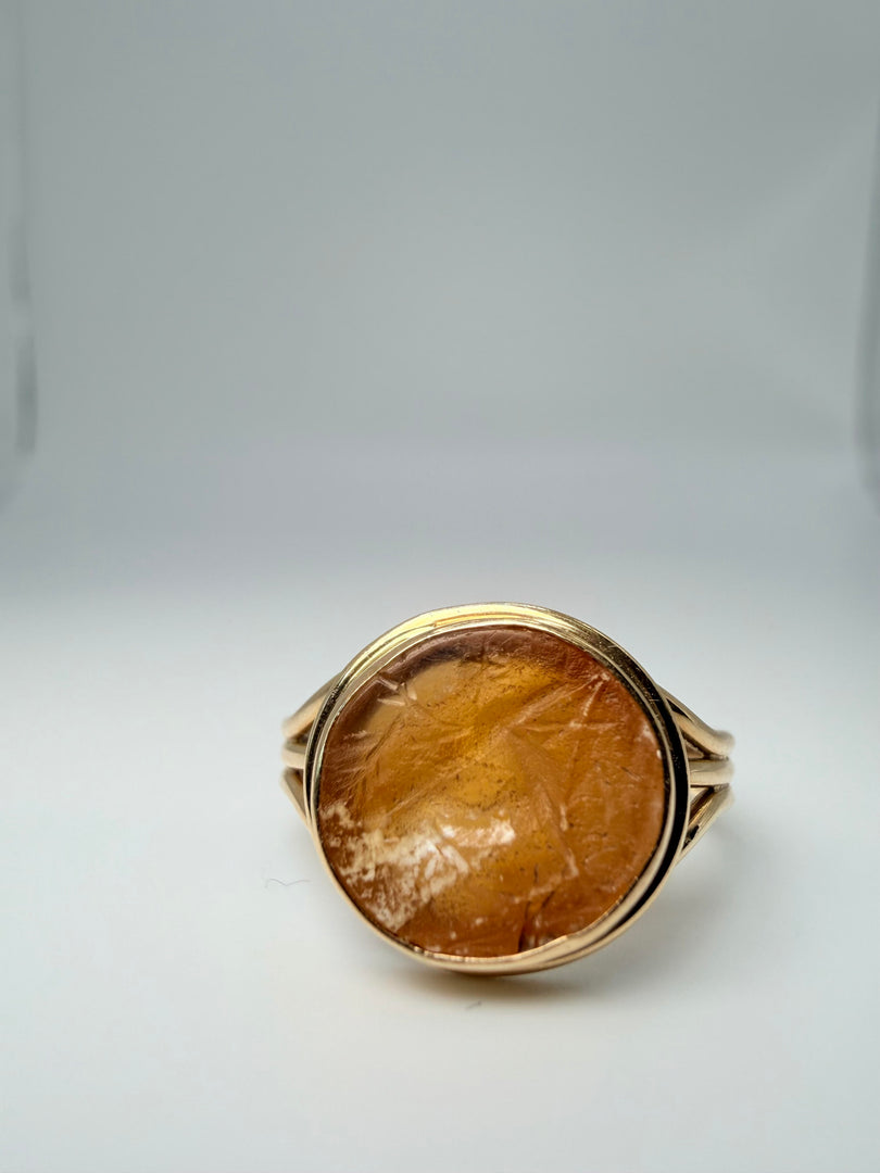 14Kt Yellow Gold Greek Centour Ring With Agate Stone Size 5.5