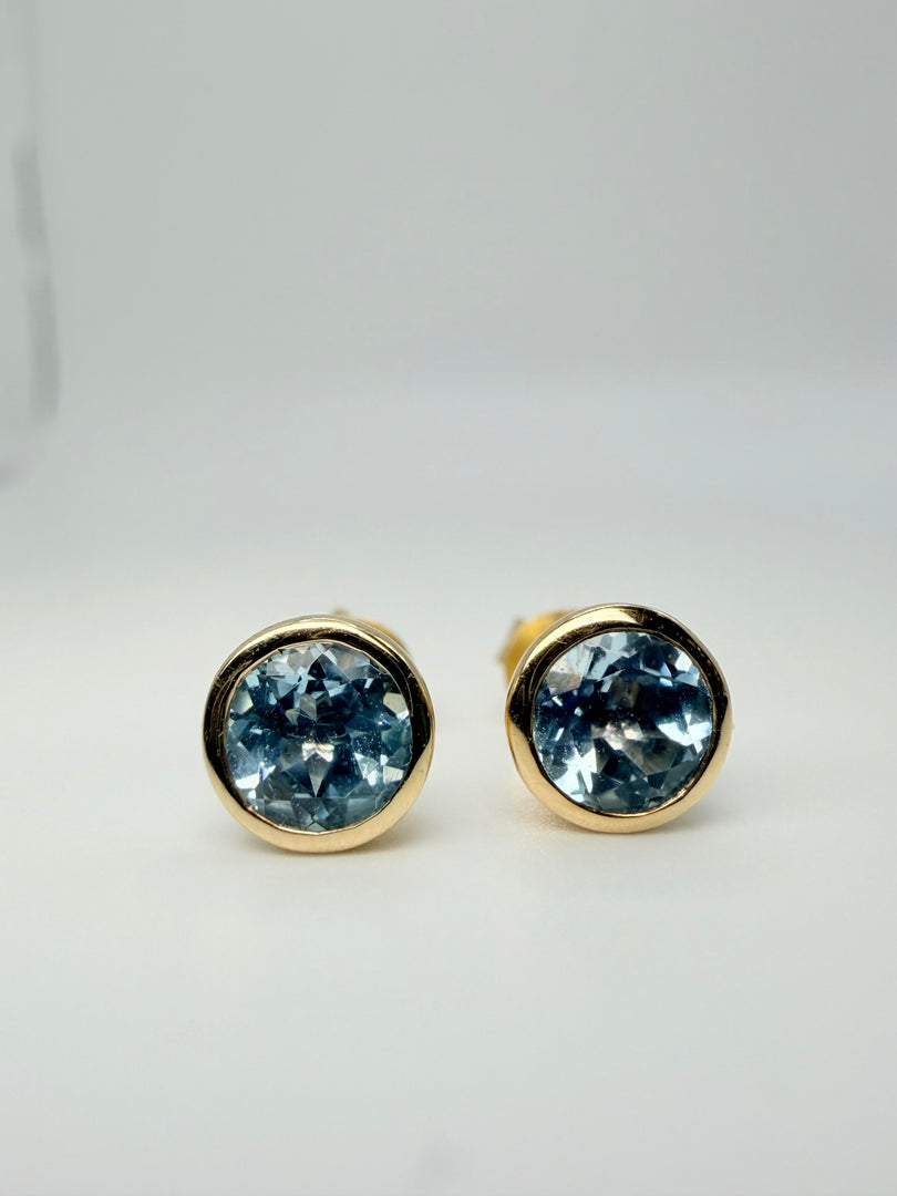 14Kt Yellow Gold Round Blue Topaz Bezel Set Earrings (E1741Bty)