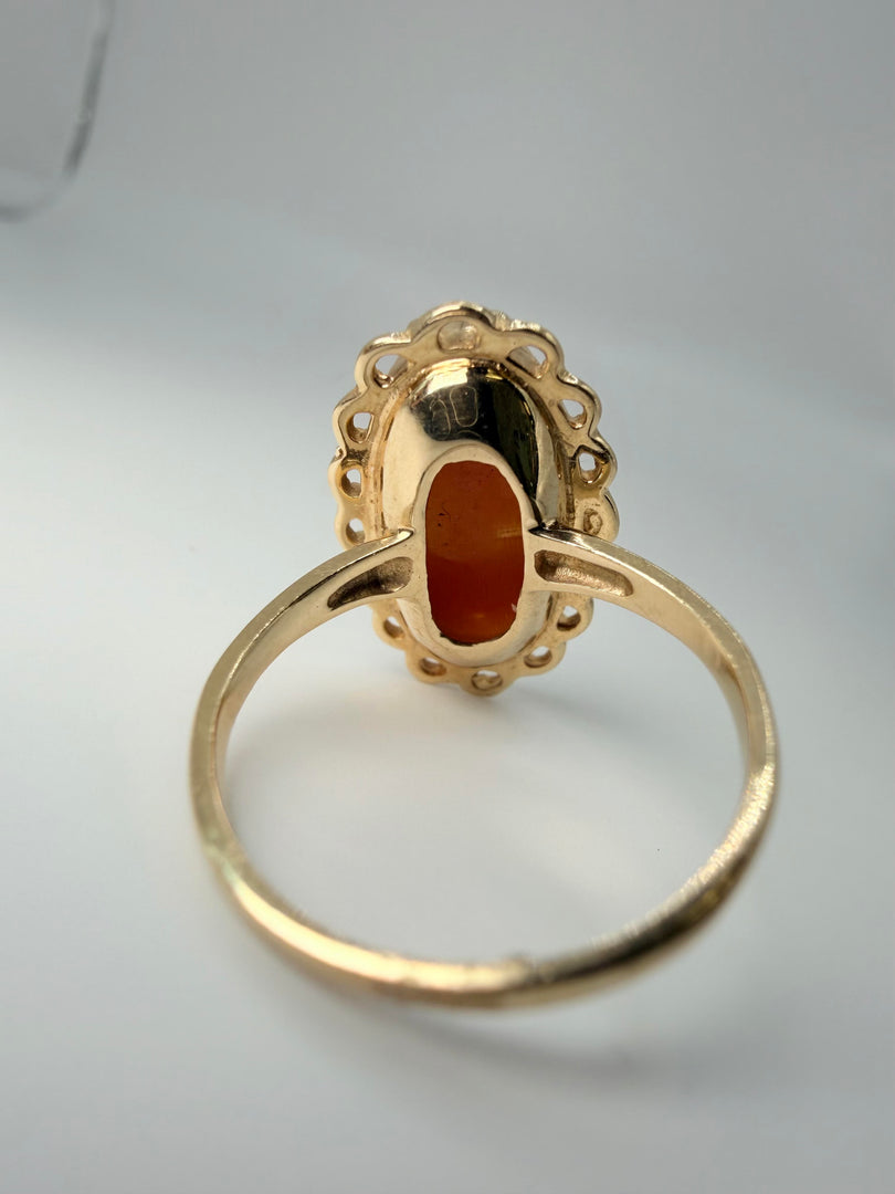 14Kt Yellow Gold Cameo Ring Size 5.75