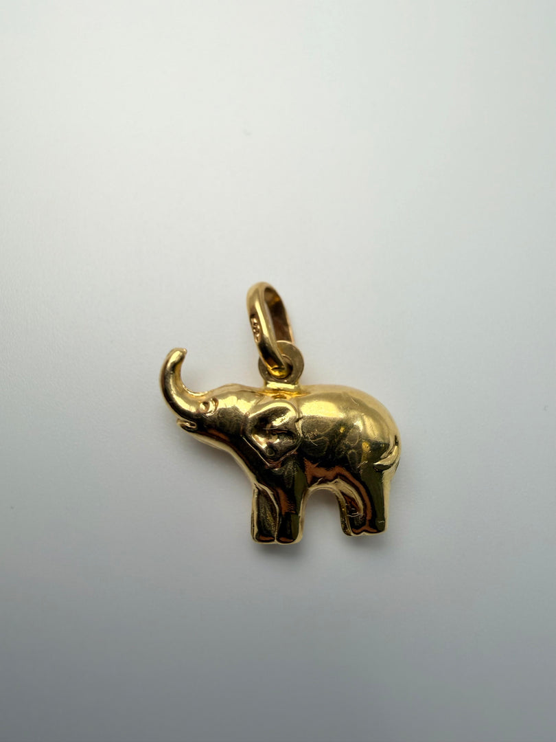 18Kt Yellow Gold Elephant Charm