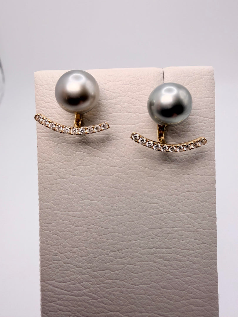 8.5Mm Gray Pearl Stud Earrings With Platinum Setting And 14Kt White Gold Backs