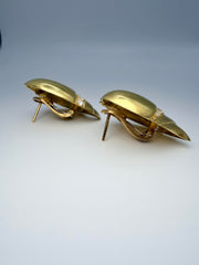 18Kt Yellow Gold Heart Shaped Earrings With 20 Round Diamonds Accents