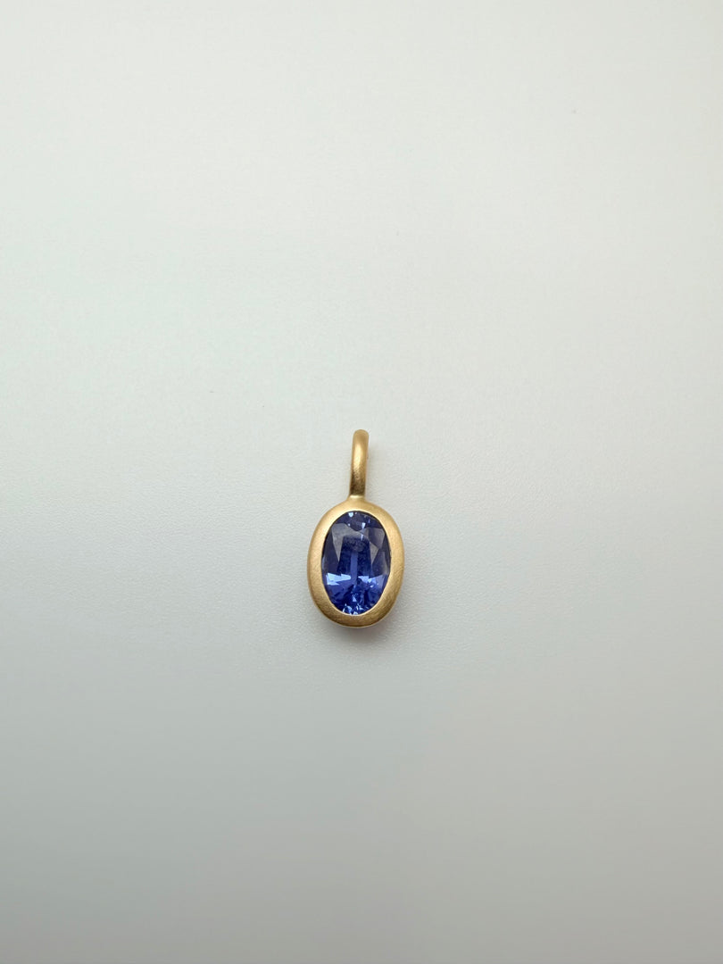 18Kt Yellow Gold Oval 0.72Ct Sapphire Bezel Set Satin Finish Pendant