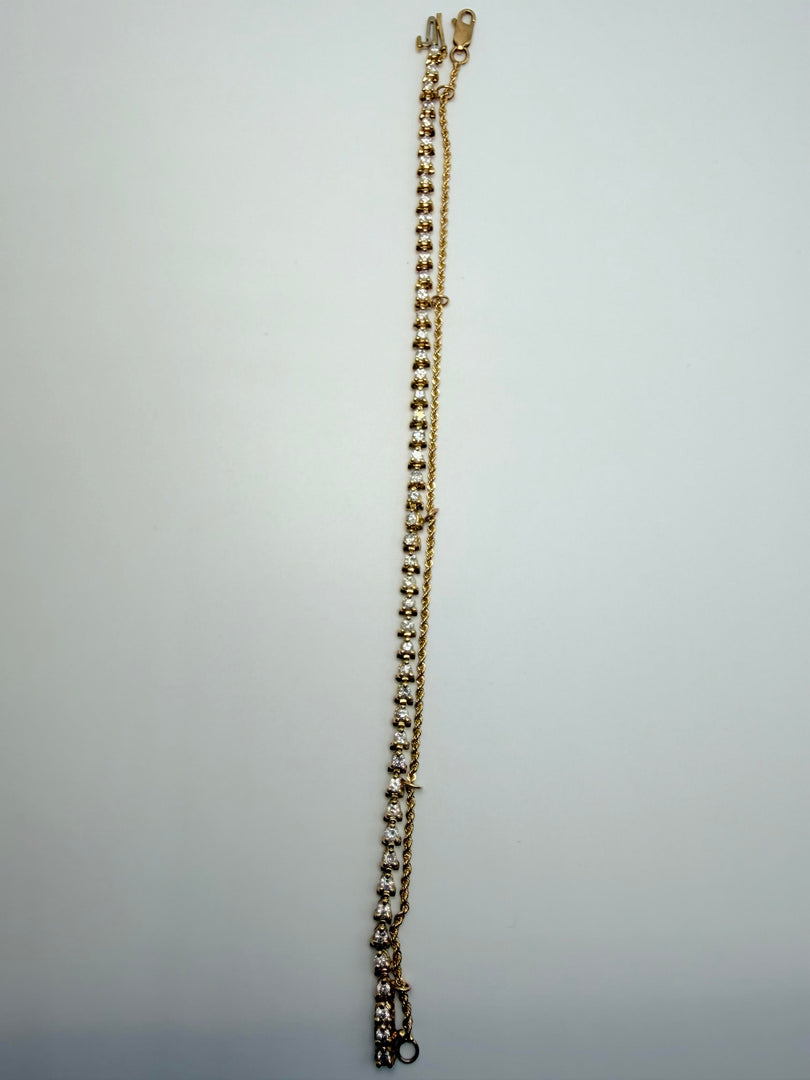 14Kt Yellow Gold Diamond Tennis Bracelet With 48 Round Diamonds Weighing Approximately 1.50CTW